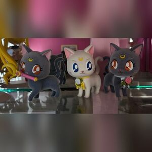 Sailor Moon Luna And Artemis Figures